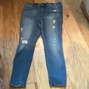 Torrid Sky High skinny ripped five pocket jeans Sz 16 R